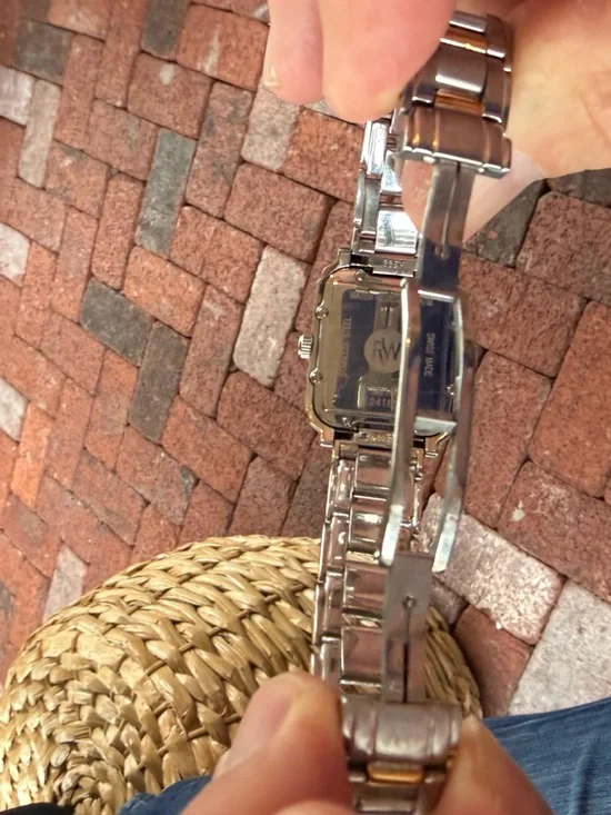 Raymond Weil Saxo Tank Watch - Picture 5 of 6